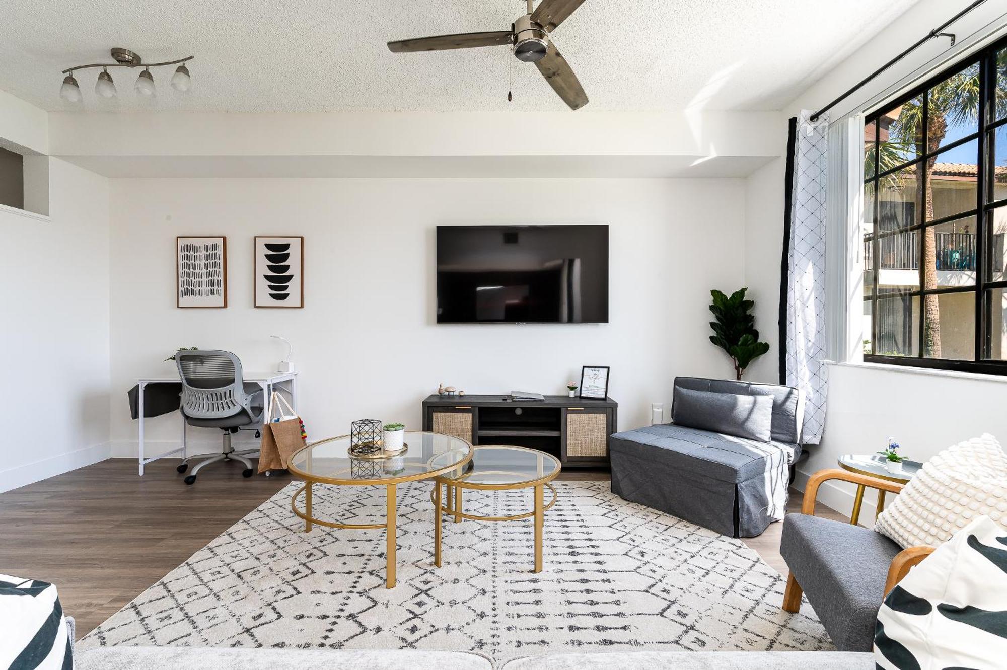Newly Renovated Townhome With King Bed 델레이비치 외부 사진